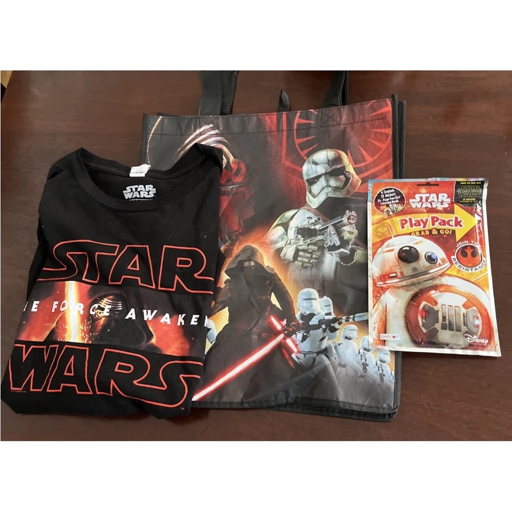 Star Wars The Force Awakens Kylo Ren Disney NWT 3-D Tote Bag + Two Bonus Items